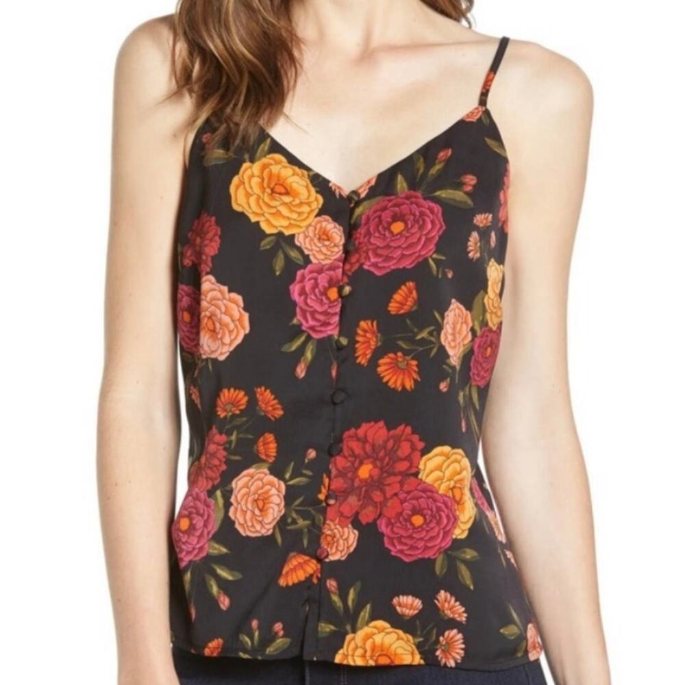 CUPCAKES & CASHMERE Tank Size Extra Small Floral Button Black Office Work